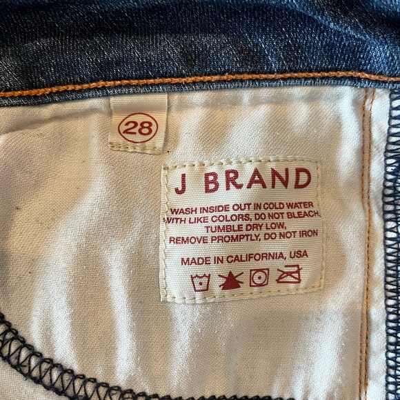 J Brand size 28 - Picture 6 of 6